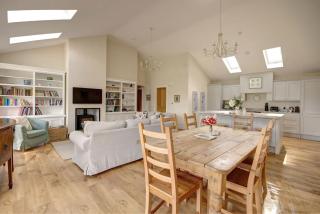 Beautiful Barn Stunning Views Parking & Garden - 9
