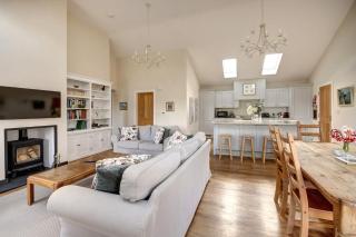 Beautiful Barn Stunning Views Parking & Garden - 5