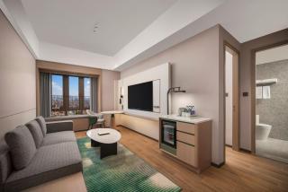 Holiday Inn & Suites Guangzhou South Station by IHG - Guangzhou - 8