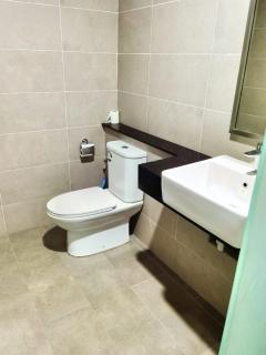 Seamless Sea View Tropicana 218 Macalister - 9