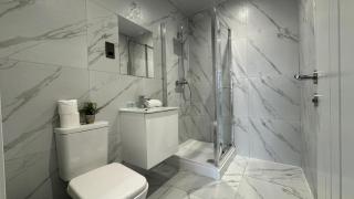 Stylish 2 Bed Apartment - Smart TV - WIFI - Jewellery Quarter 3AH - 3