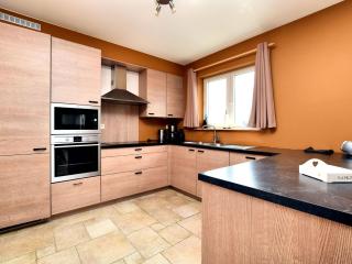 Holiday Home in Hastière with Meuse Valley Views - 6