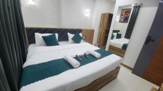 Hotel Heritage Prime Junagadh - 1