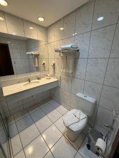 Master Plaza Hotel - 4