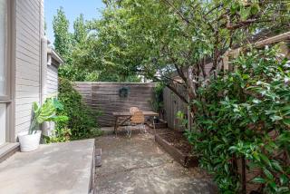 Contemporary 1-Bed Unit Near Chapel St - 5