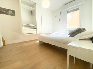 Large Apartment with Courtyard - Historic Center - 8