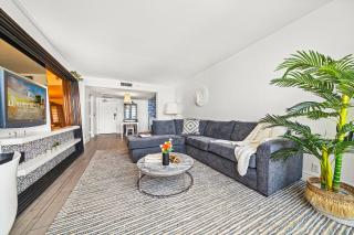 Modern waterfront living at Mondrian South Beach - 1123 - 3