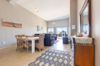 Charming Apartment 2 Bedrooms - 3