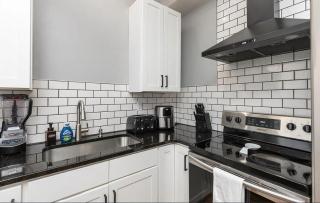 Boutique Italian Village OSU 4BR 2 parking - 2