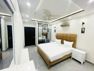 The Luxury Arcadian - 3