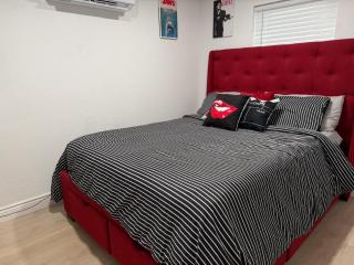 Cozy Guesthouse Downtown Tampa - 9