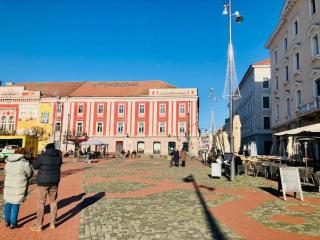 Joy City Stay 9Mai - 9