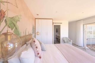 Spectacular position to main beach - 5