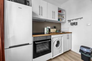 Ochota Kopińska Homely Apartment by BookingHost - 2