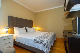 The Residence 3-15 - 2