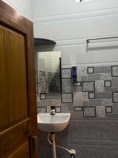 Barefoot and Beyond - Crafted with Kenchas - 8