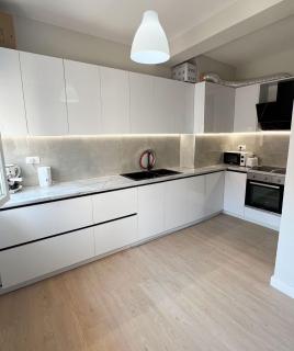 SunRest Apartments - 8