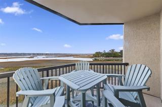 255 Captains Quarters - 1