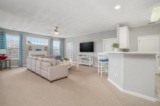 Compass Rose Retreat - Pools, Golf, Private Beach & More! - 2