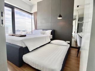 Komtar and Sea View 2BR Suites by N&R - 5