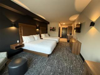 Best Western Plus Neepawa Hotel - 5