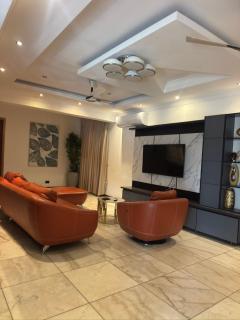 Sakumono Celebrity Golf Apartment - 7