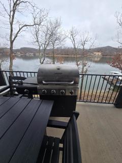 Waterfront Retreat One - 4