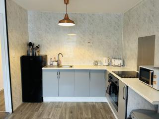 Cosy Flat - Over Arch - 2