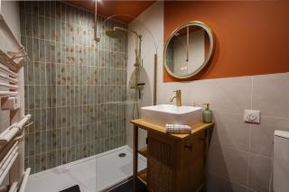 Love Room Valence - Suite romantique avec balnéo privée 2 places - Bourg-lès-Valence - 4