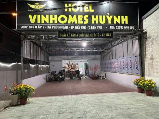 Khách Sạn Vinhomes Huỳnh - 3