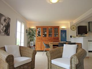 Villa in Les Issambres near Sandy Beach - La Garonnette-Plage - 1