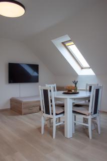 Podkrovní apartmán se společným bazénem -  - 8