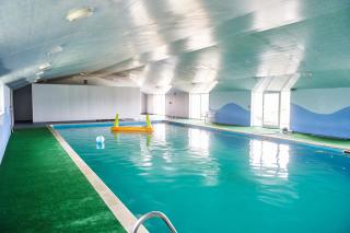 The Farmhouse at Penuwch - large holiday home with indoor pool and sauna - 9