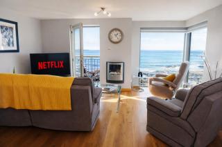 Portstewart promenade apartment with sea views - 8