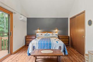 10 mins to ski slope, Pickle Ball, HotTub - 7