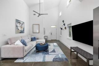 The Polygon, Park Circle, Pet Friendly - 0