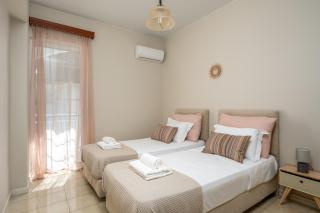 Flora Beach House - 1