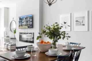 The Trendy In Park Circle Mins to DT CHS & Beach - 7