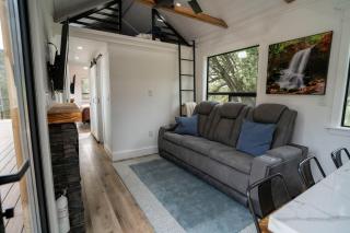 River Falls Retreat - 8