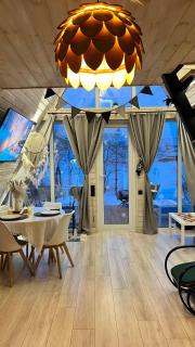 Дом на берегу озера для двоих - 2