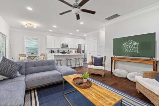 The Cozy Vibes-6 beds-Fenced in Backyard - 3