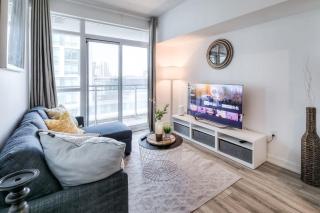 Urban Down Town 2BR plus Den Condo with Parking - 2