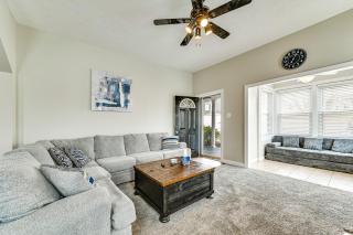 Lake Days and Fireside Nights! Updated Burnside Home - 5