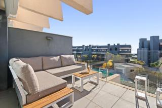Estepona Retreat 3BR with Ocean Views - Fitness, Pool and Wellness Access - 4