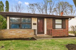 Quiet and Spacious 4BR Family Home Near Naval Base - 2