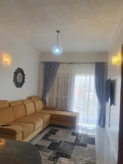Two Bedrooms Apartment, located between kajjansi and kitende, with one bathroom, a living room, fully furnished kitchen, patio, free wifi, free parking space - 0