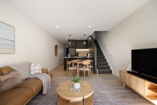 Queenstown Dart Retreat - with parking - 7