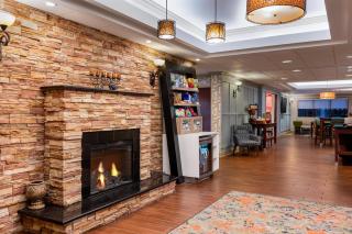 Hampton Inn South Hill - 4