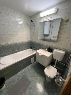 77 GREEN Apartment - 4