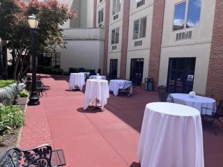 DoubleTree by Hilton Bloomington - 6